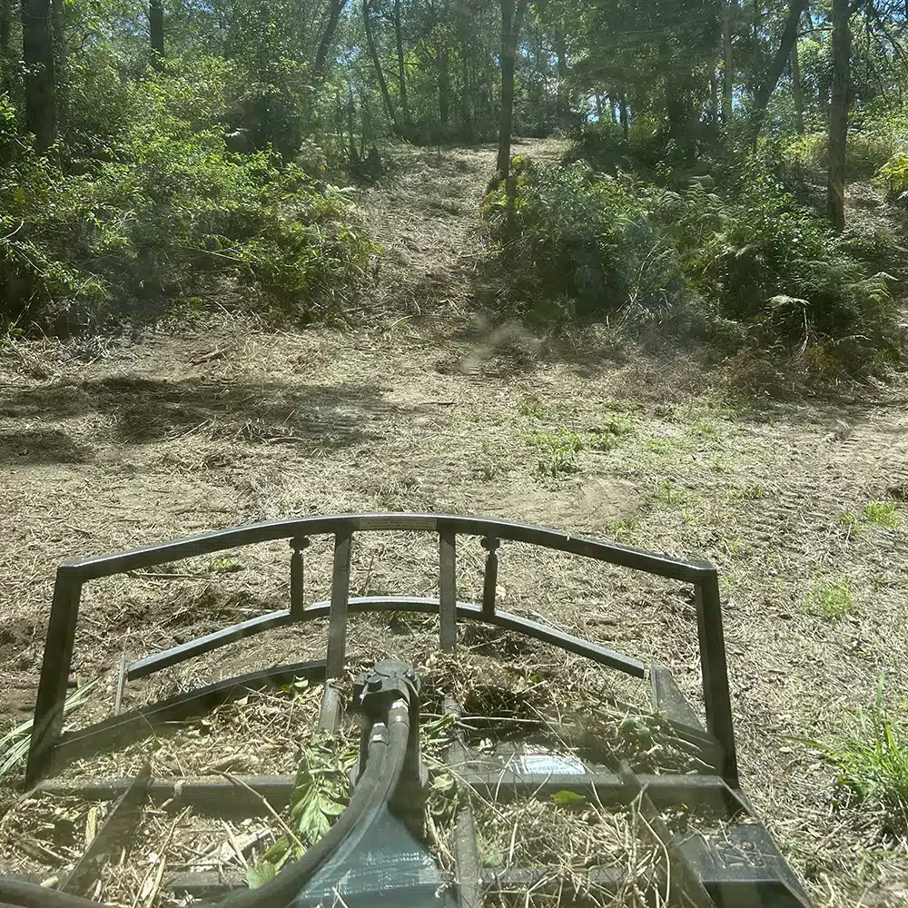 Acreage Slashing and Mowing for Hinterland Acreage And Rural Properties on the Sunshine Coast